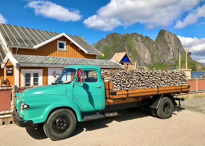 Eagle Bay - Waterfront Rorbu C Sørvågen