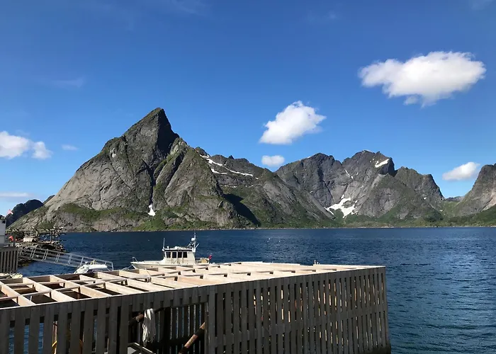 Eagle Bay - Waterfront Rorbu C